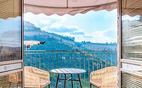 ליפתא בוטיק מלון וספא